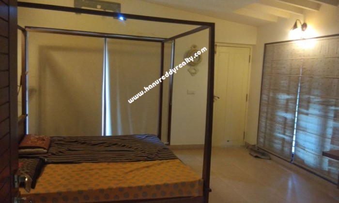 4 BHK Independent House for Sale in Valasaravakkam