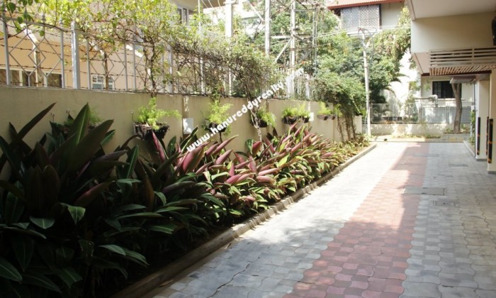 4 BHK Flat for Sale in Indiranagar