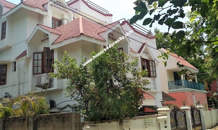 6 BHK Independent House for Sale in Anna Nagar West Extn