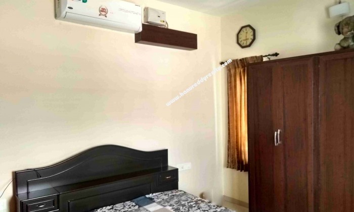 3 BHK Flat for Sale in Saibaba Colony
