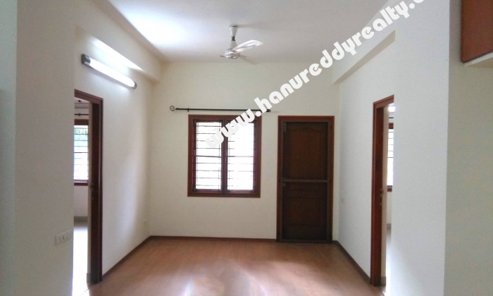 3 BHK Flat for Rent in Red Fields