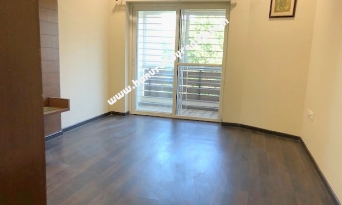 3 BHK Flat for Rent in Raja Annamalaipuram