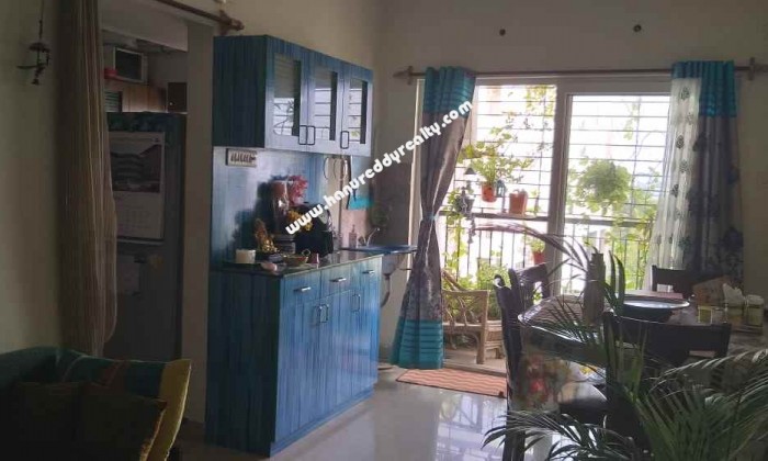 3 BHK Flat for Rent in Selaiyur