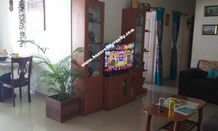 3 BHK Flat for Rent in Selaiyur