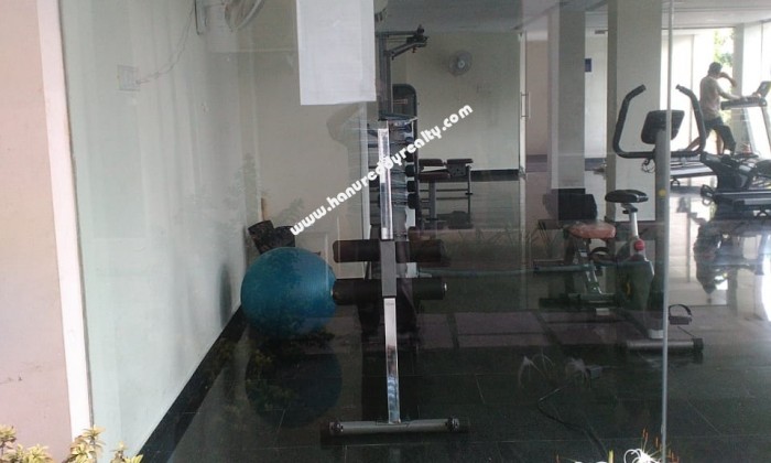 3 BHK Flat for Rent in Selaiyur