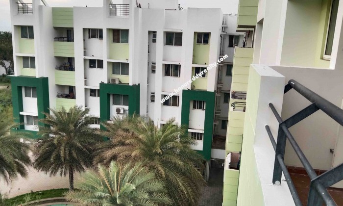 2 BHK Flat for Sale in Thanneerpandal 