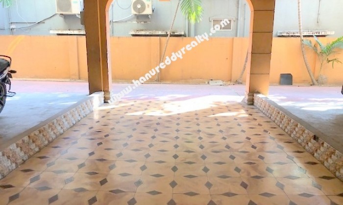 2 BHK Flat for Sale in Anna Nagar