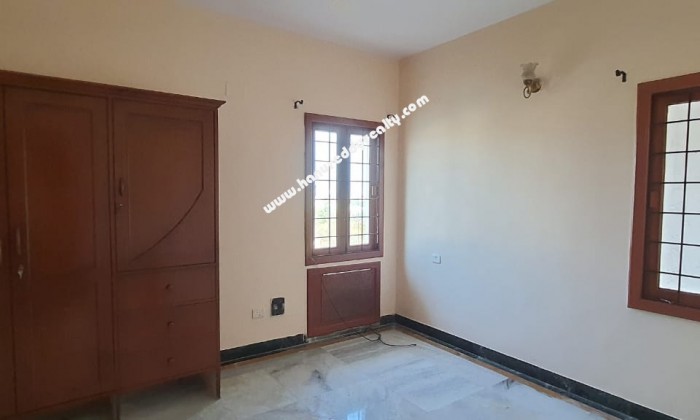 3 BHK Flat for Sale in Raja Annamalaipuram