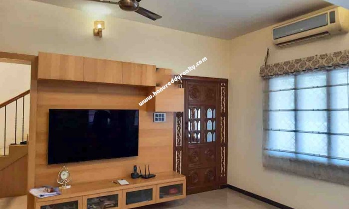 6 BHK Duplex House for Sale in R S Puram