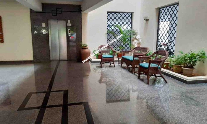 3 BHK Flat for Sale in Race Course