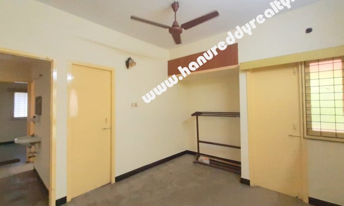 2 BHK Flat for Sale in Adyar