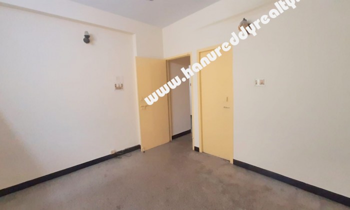 2 BHK Flat for Sale in Adyar