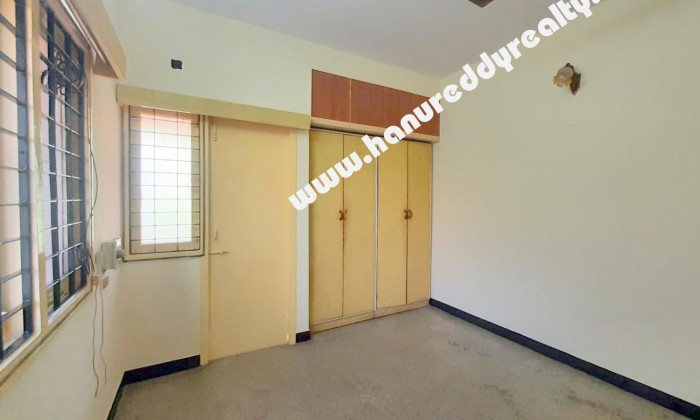 2 BHK Flat for Sale in Adyar