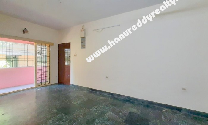 2 BHK Flat for Sale in Adyar
