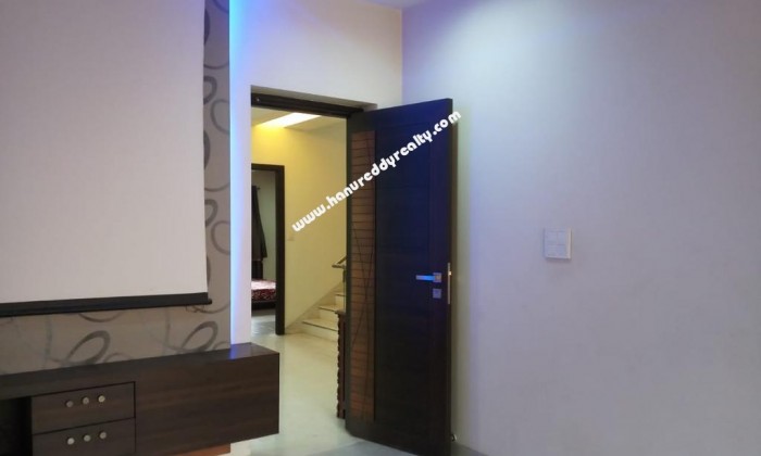 4 BHK Villa for Sale in Mundhva