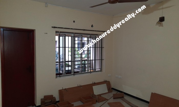 2 BHK Flat for Sale in Velandi Palayam