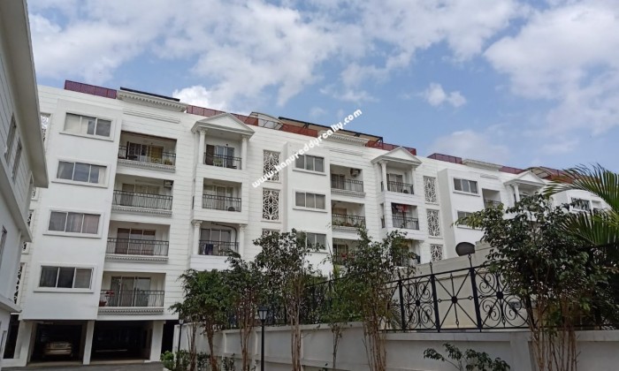 4 BHK Flat for Sale in Race Course