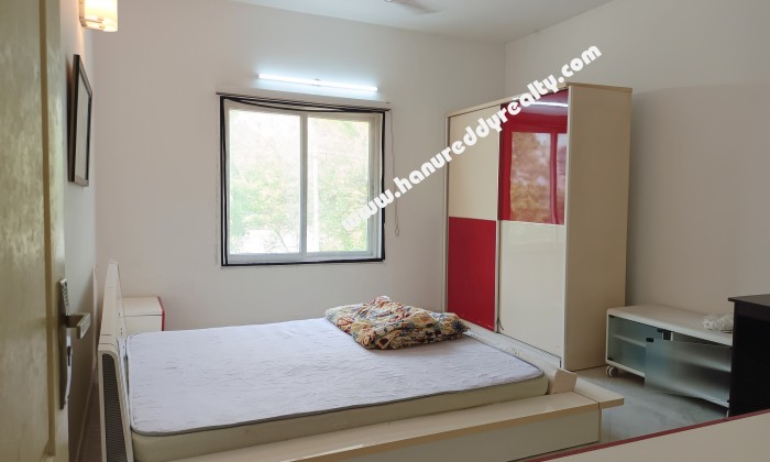 4 BHK Flat for Sale in Neelankarai