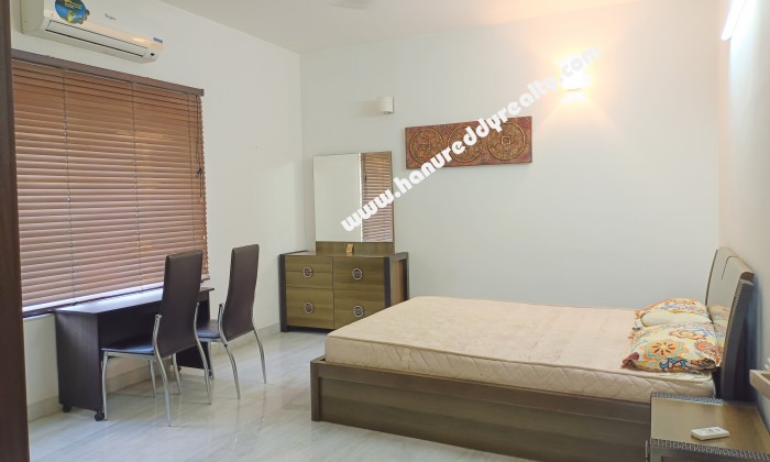 4 BHK Flat for Sale in Neelankarai