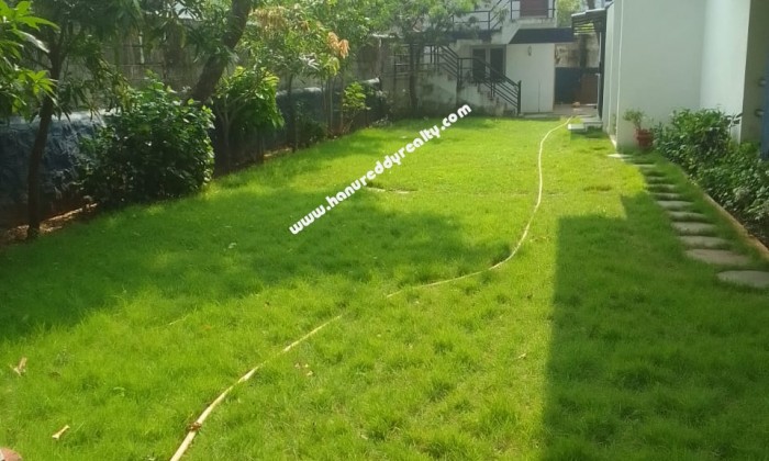 6 BHK Independent House for Sale in Akkarai