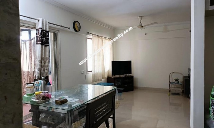 2 BHK Flat for Sale in Lulla Nagar