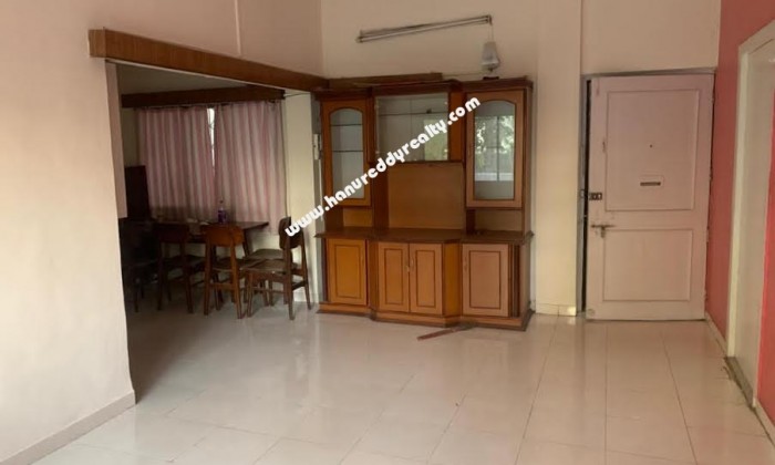 2 BHK Flat for Rent in Koregaon Park
