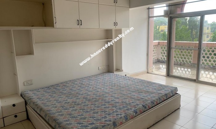 2 BHK Flat for Rent in Koregaon Park