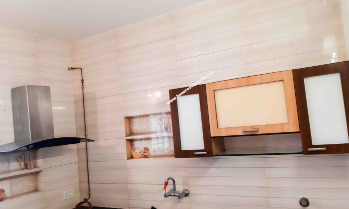 3 BHK Flat for Sale in Saibaba Colony