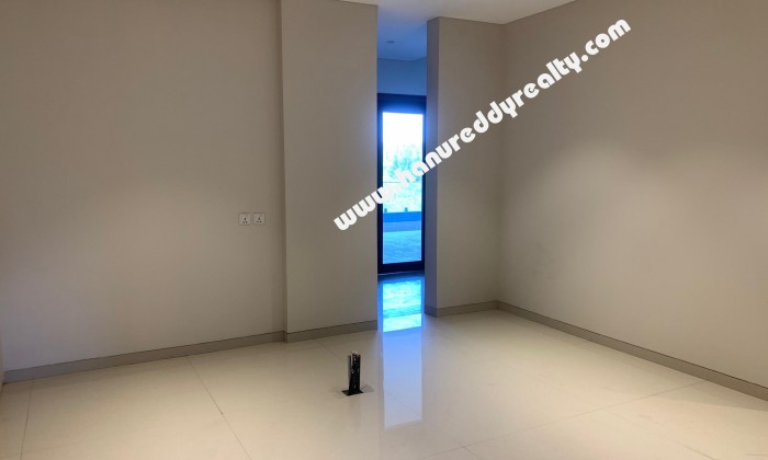 5 BHK Flat for Sale in Sopan Bagh