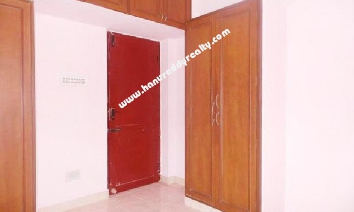 2 BHK Duplex Flat for Sale in Saligramam