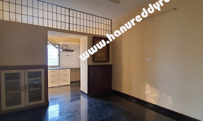 2 BHK Flat for Sale in Raja Annamalaipuram