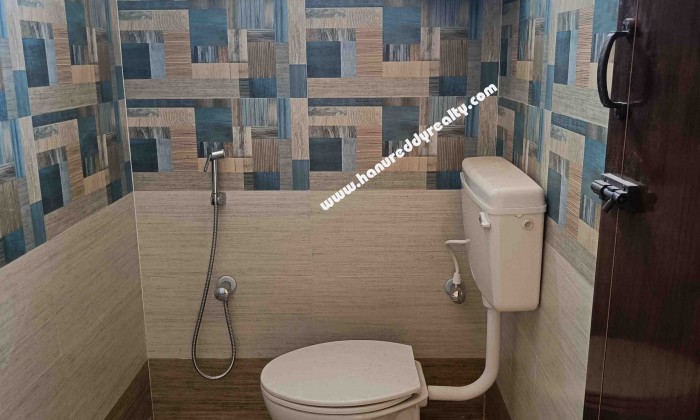 11 BHK Independent House for Sale in Saravanampatti