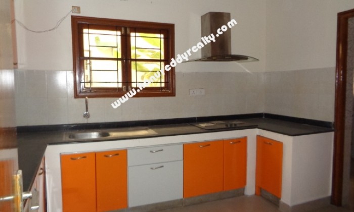 4 BHK Villa for Rent in Iyyappanthangal
