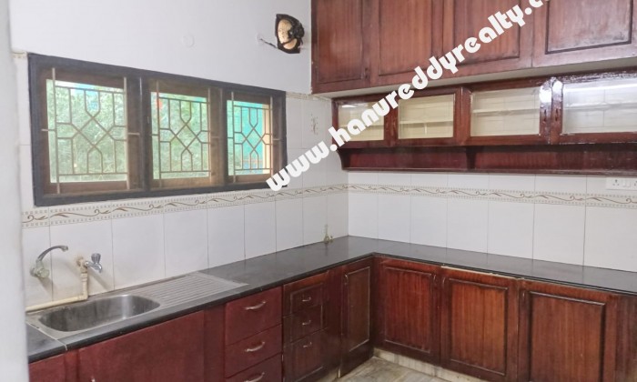 4 BHK Independent House for Rent in Valasaravakkam