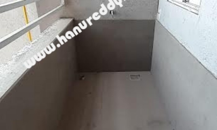 3 BHK Flat for Sale in Ghorpadi