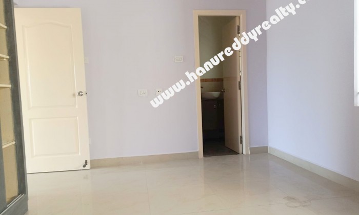 2 BHK Flat for Sale in Thoraipakkam