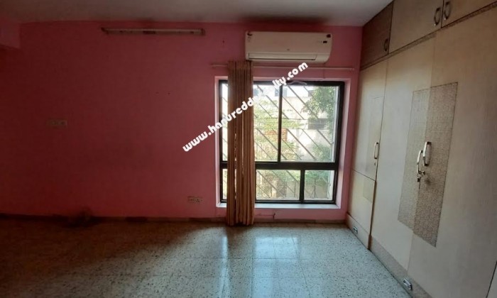 2 BHK Flat for Sale in Wanowarie