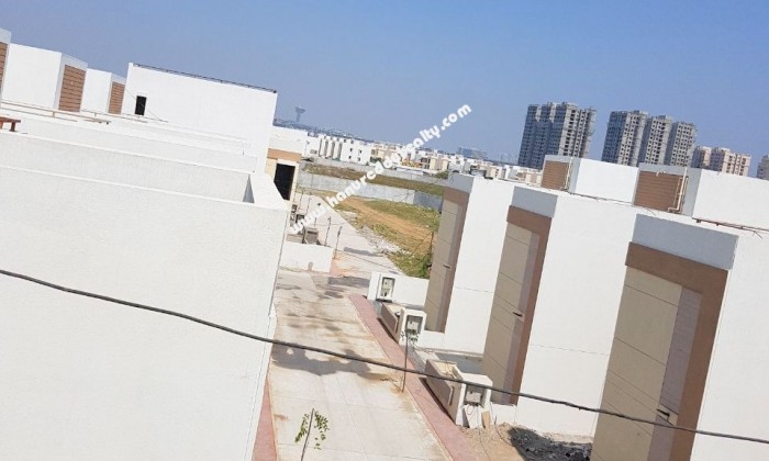 4 BHK Villa for Sale in Padur