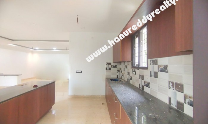 2 BHK Flat for Sale in Adyar