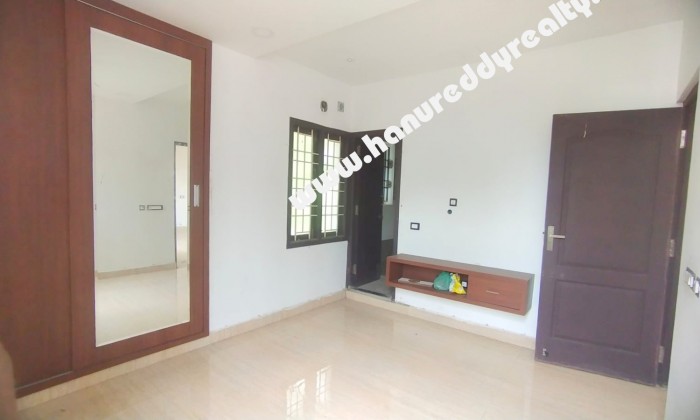 2 BHK Flat for Sale in Adyar