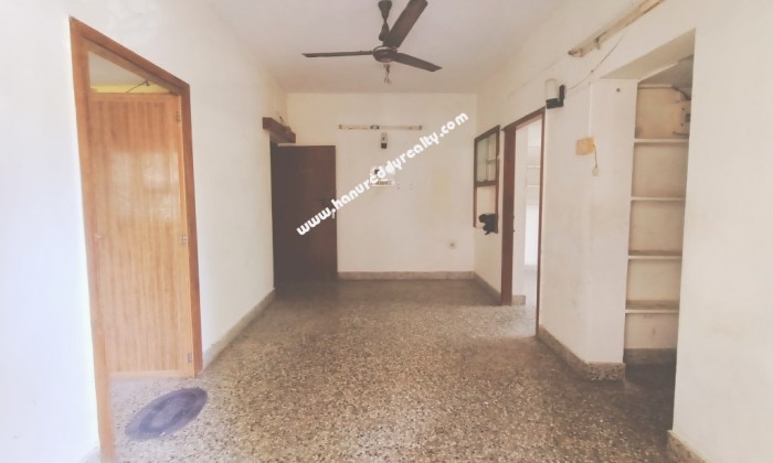 2 BHK Flat for Sale in Adyar