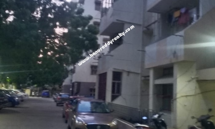 6 BHK Flat for Sale in Vepery
