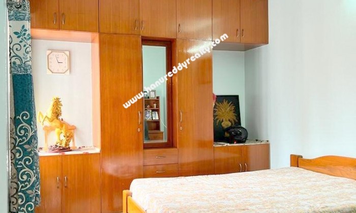 3 BHK Flat for Sale in Kotturpuram