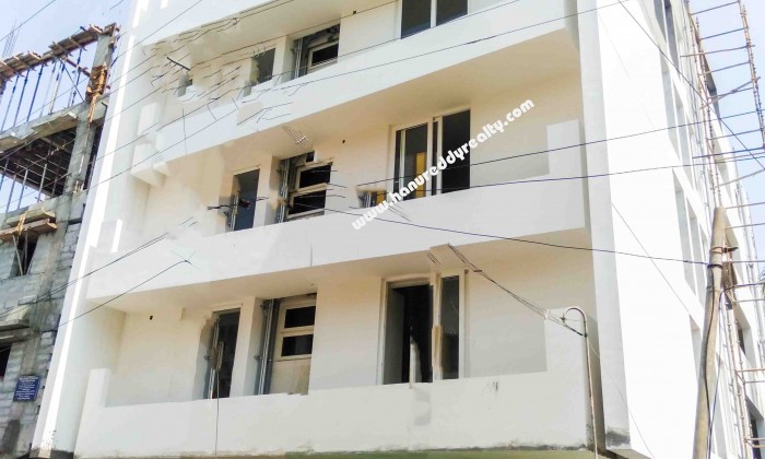 2 BHK Flat for Sale in Saibaba Colony