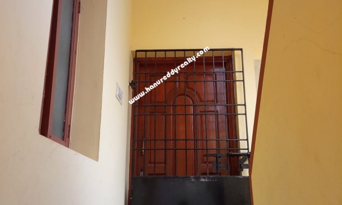 2 BHK Flat for Rent in Madambakkam