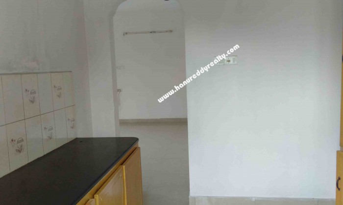 2 BHK Flat for Sale in Tatabad