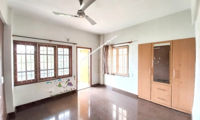 3 BHK Flat for Sale in Indiranagar