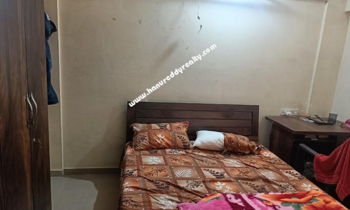 2 BHK Flat for Sale in Karvenagar