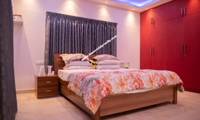 5 BHK Villa for Sale in Neelankarai