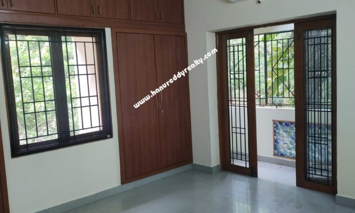 2 BHK Flat for Rent in Raja Annamalaipuram